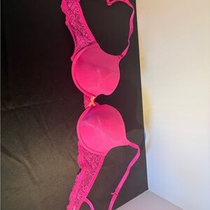 SO Pink Lace Bra